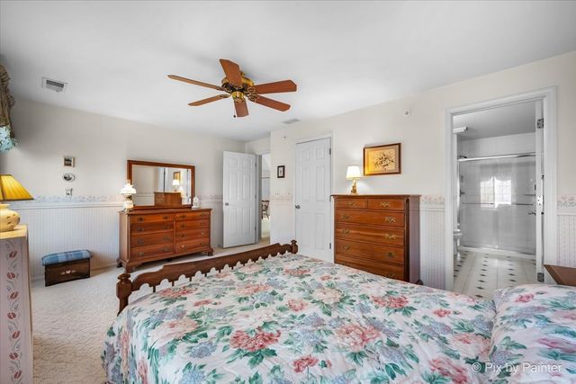 445 Cromwell Circle 3, Bartlett, IL 60103