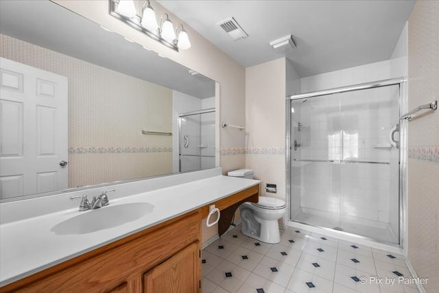 445 Cromwell Circle 3, Bartlett, IL 60103