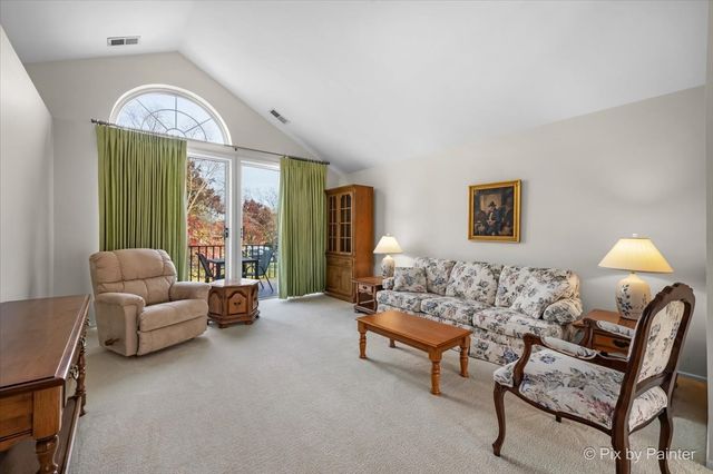 445 Cromwell Circle 3, Bartlett, IL 60103