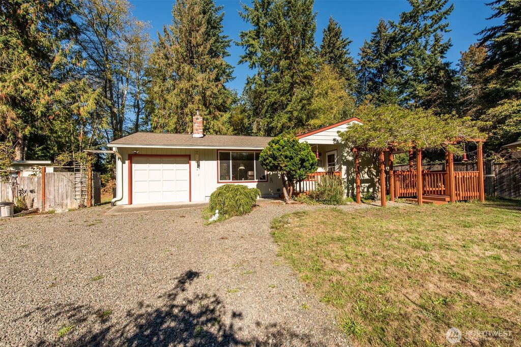 754 Gasman Road, Port Angeles, WA 98362