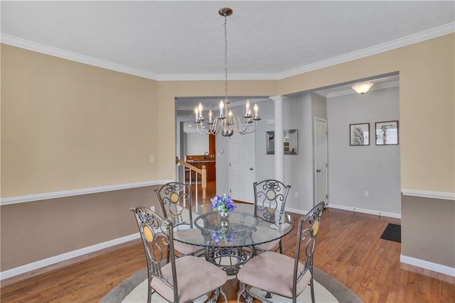 1003 Timber Run Dr, Cecil, PA 15057