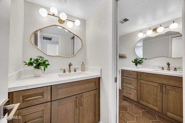 5326 N 3RD Avenue, Phoenix, AZ 85013