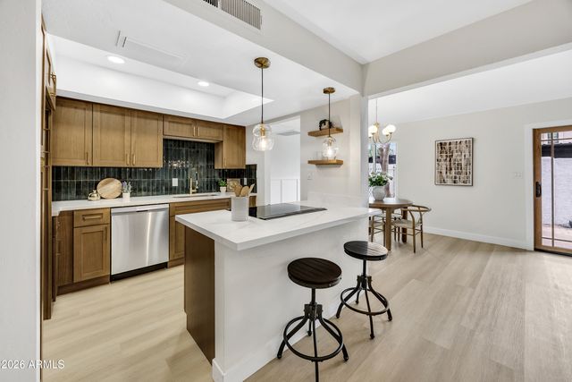 5326 N 3RD Avenue, Phoenix, AZ 85013