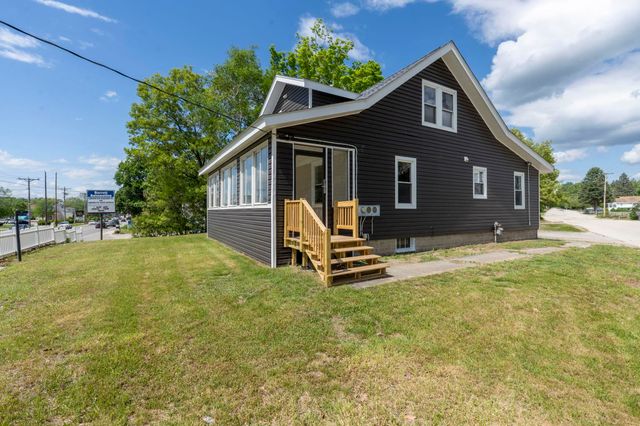 58 Lowell Road, Hudson, NH 03051