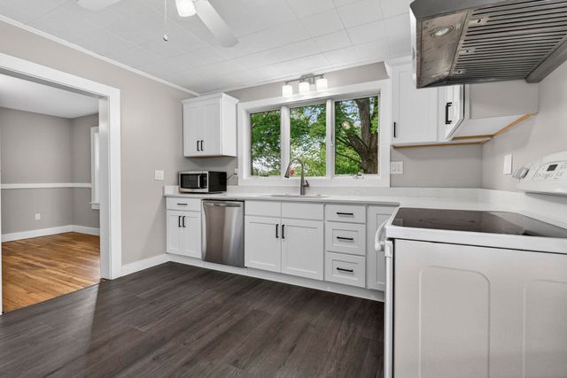 58 Lowell Road, Hudson, NH 03051