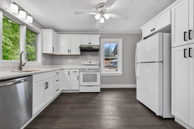 58 Lowell Road, Hudson, NH 03051