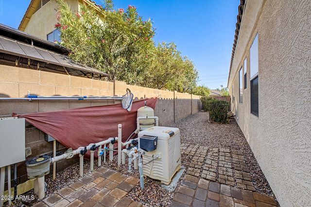 2094 E EBONY Drive, Chandler, AZ 85286