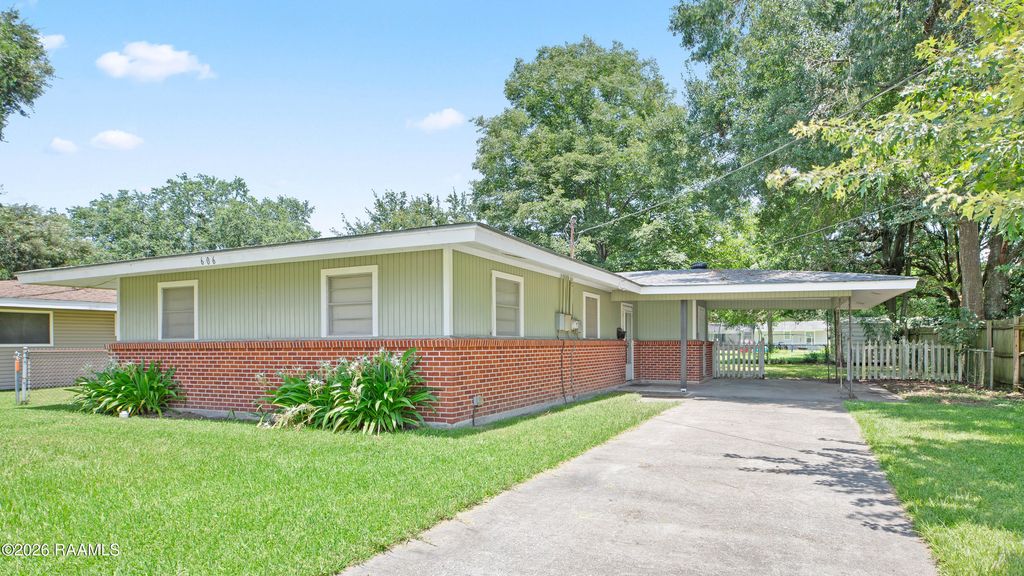 606 Prioux Street, New Iberia, LA 70563