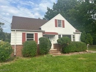 815 Babbitt Road, Euclid, OH 44123