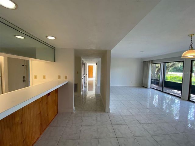 181 PALM VIEW COURT 3460/1, Haines City, FL 33844
