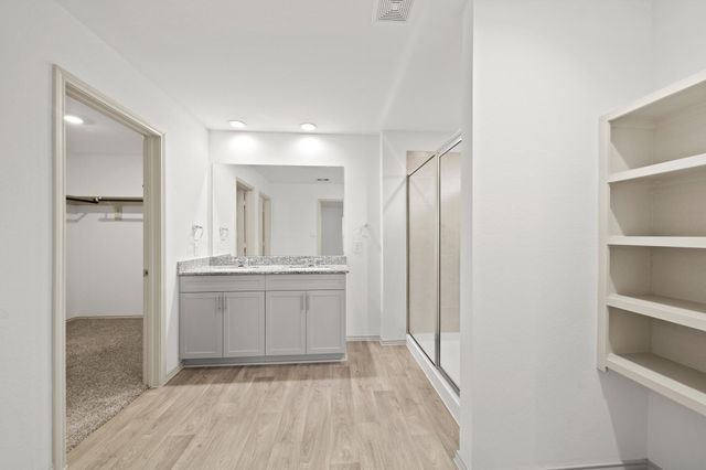 1281 Thornbird Trail, Sealy, TX 77474