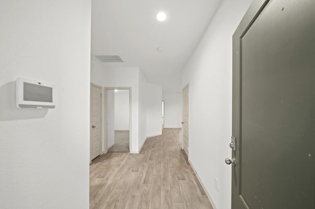 1281 Thornbird Trail, Sealy, TX 77474