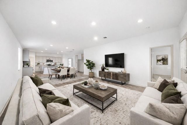 1281 Thornbird Trail, Sealy, TX 77474