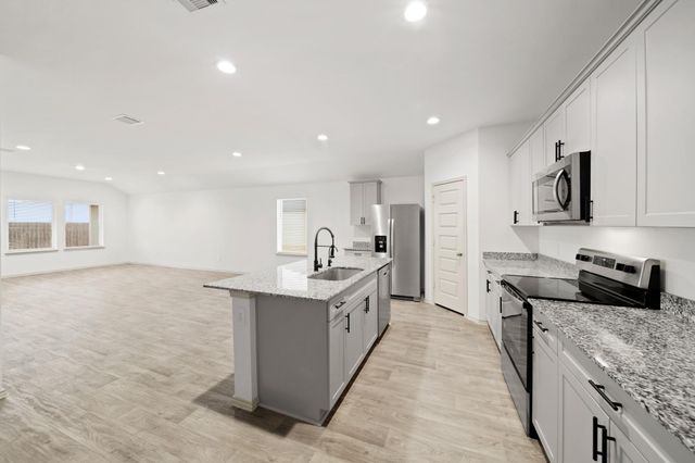 1281 Thornbird Trail, Sealy, TX 77474