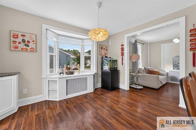 59 Lloyd Street, Edison, NJ 08817