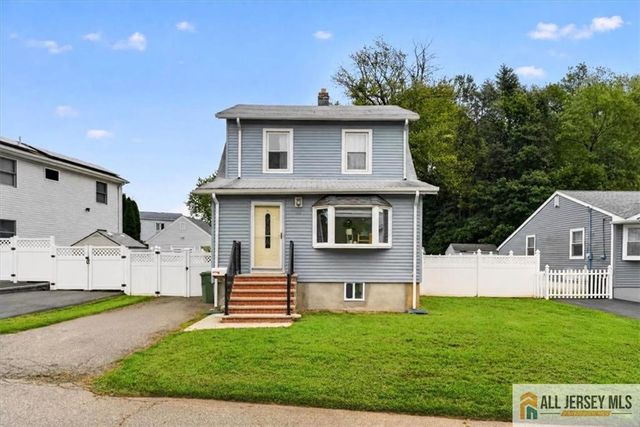 59 Lloyd Street, Edison, NJ 08817