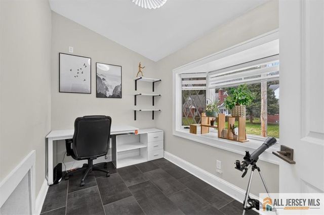 59 Lloyd Street, Edison, NJ 08817