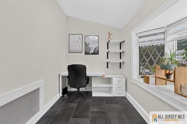 59 Lloyd Street, Edison, NJ 08817
