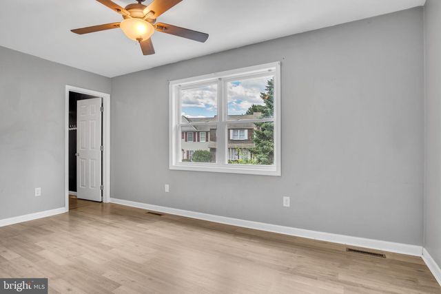 37 BRIAN DR, Carlisle, PA 17015