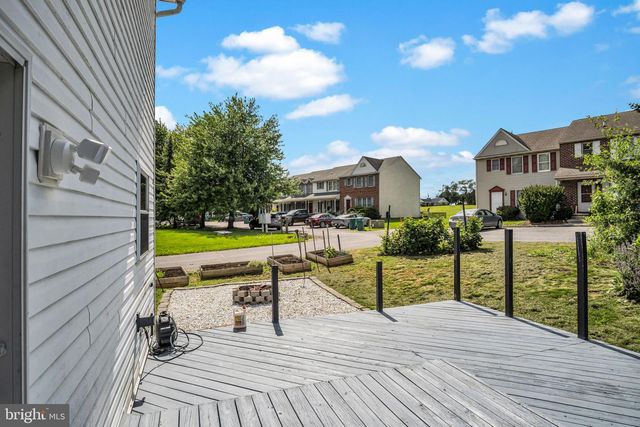 37 BRIAN DR, Carlisle, PA 17015