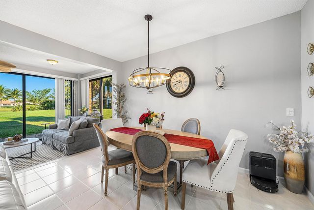 8057 Aberdeen Drive 102, Boynton Beach, FL 33472