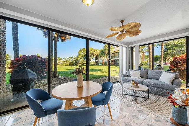 8057 Aberdeen Drive 102, Boynton Beach, FL 33472