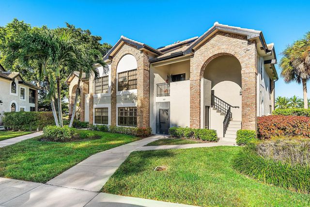 8057 Aberdeen Drive 102, Boynton Beach, FL 33472