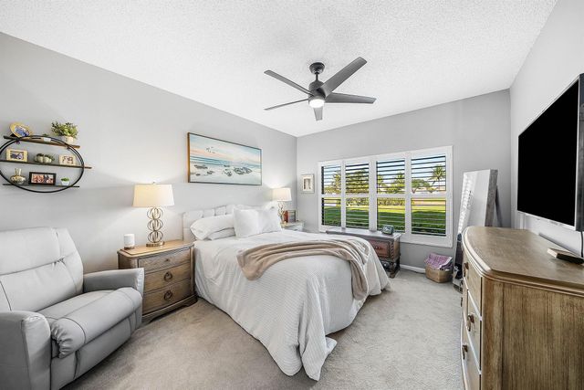 8057 Aberdeen Drive 102, Boynton Beach, FL 33472