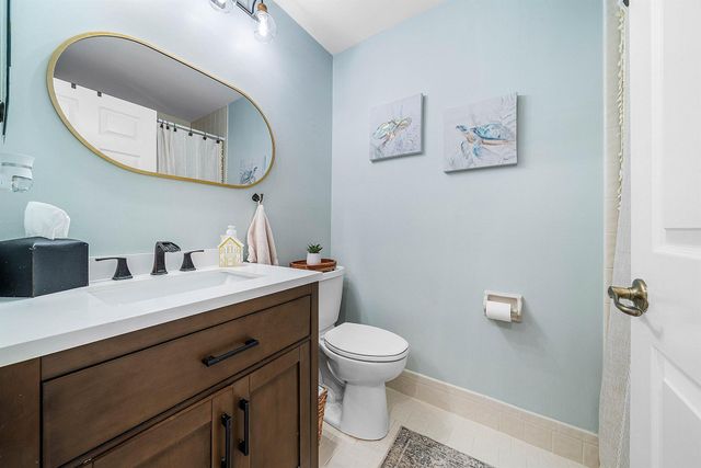 8057 Aberdeen Drive 102, Boynton Beach, FL 33472