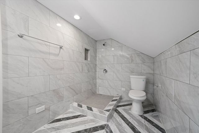 11127 S Wallace Street, Chicago, IL 60628