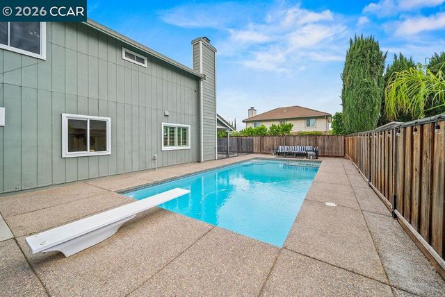 1520 Thistle Ct, Oakley, CA 94561