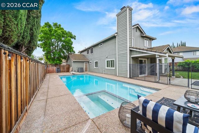 1520 Thistle Ct, Oakley, CA 94561