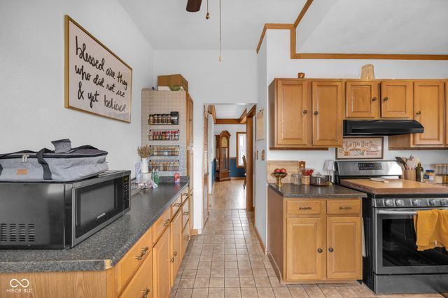 6331 Zionsville Road, Indianapolis, IN 46268