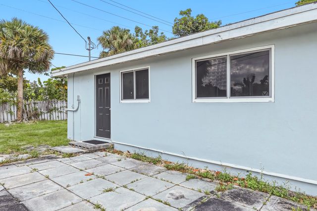 1729 S Congress Avenue, Palm Springs, FL 33461