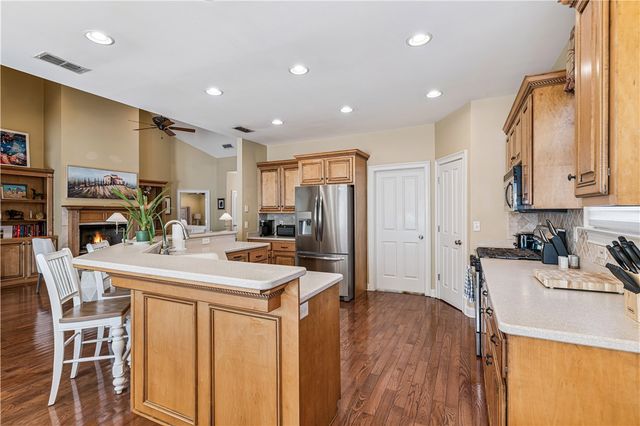 234 McIntosh Ave, St Simons Island, GA 31522