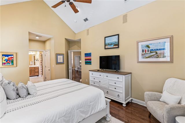 234 McIntosh Ave, St Simons Island, GA 31522