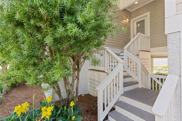 234 McIntosh Ave, St Simons Island, GA 31522