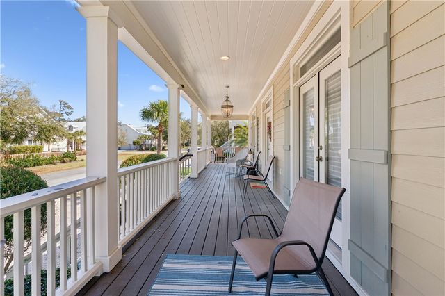 234 McIntosh Ave, St Simons Island, GA 31522