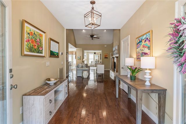 234 McIntosh Ave, St Simons Island, GA 31522