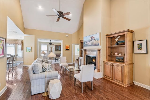 234 McIntosh Ave, St Simons Island, GA 31522