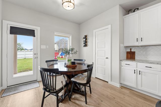 17696 Tree Of Heaven, Conroe, TX 77385