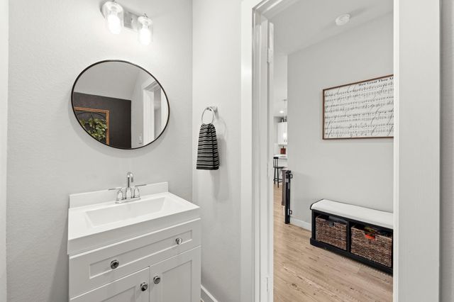 17696 Tree Of Heaven, Conroe, TX 77385