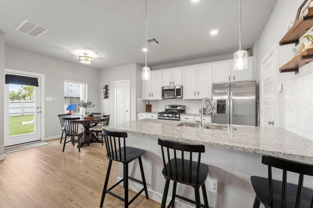 17696 Tree Of Heaven, Conroe, TX 77385