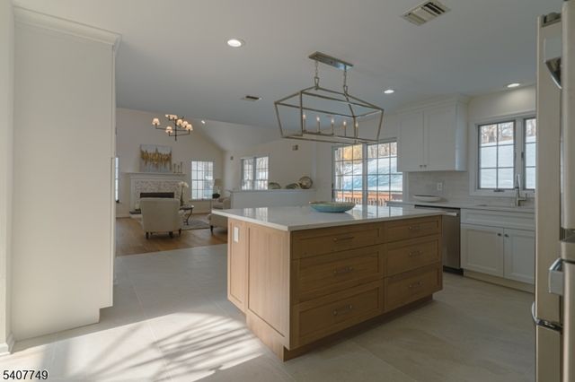 7 Sycamore Way, Warren Twp., NJ 07059