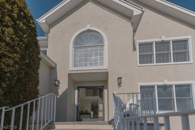 7 Sycamore Way, Warren Twp., NJ 07059