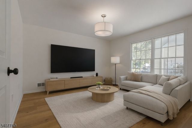 7 Sycamore Way, Warren Twp., NJ 07059