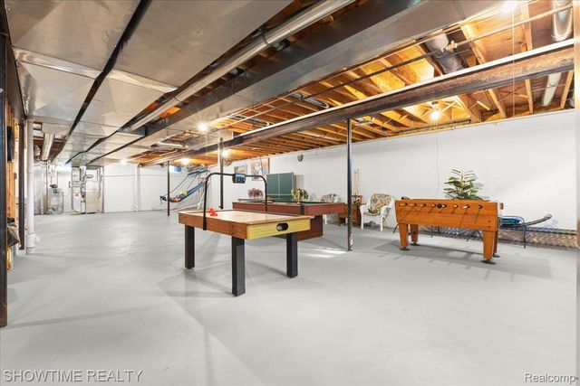 13676 Timberwyck Drive, Shelby Charter Township, MI 48315