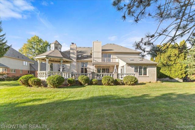 13676 Timberwyck Drive, Shelby Charter Township, MI 48315