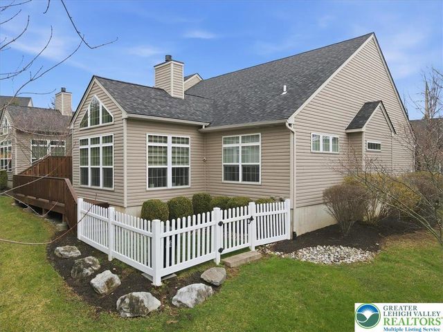 3686 Cottage Drive, Bethlehem City, PA 18020