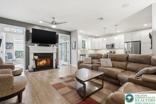 3686 Cottage Drive, Bethlehem City, PA 18020